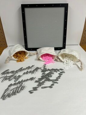 Interchangeable Letter Board with Assorted Plastic Letters